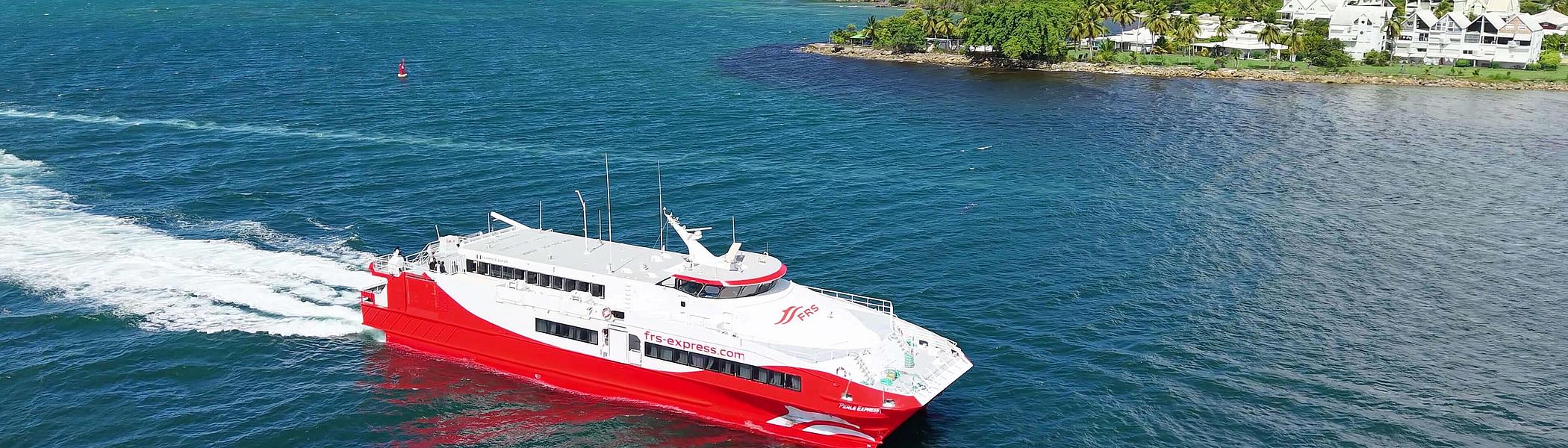 Le Perle Express, tribord à destination d'une île des Caraïbes