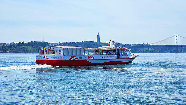 The "Hanseblick" on the river tagus in lisbon.