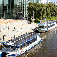 Solarschiff Aluna in Wolfsburg.