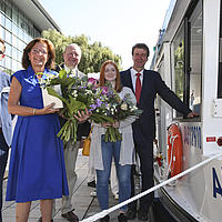 Schiffstaufe der Solarfähre Aluna in der Autostadt Wolfsburg.