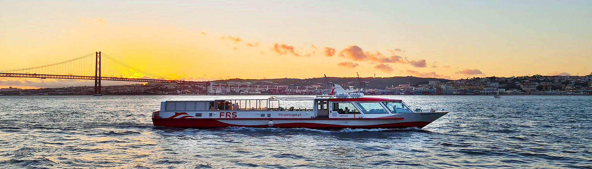 Sunset cruise with FRS on river Tagus in Lisbon.