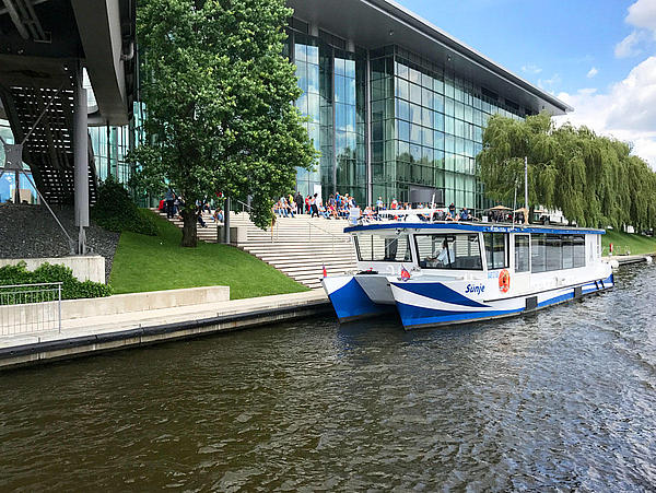 Solar Ferry "Suenje" in Wolfsburg.